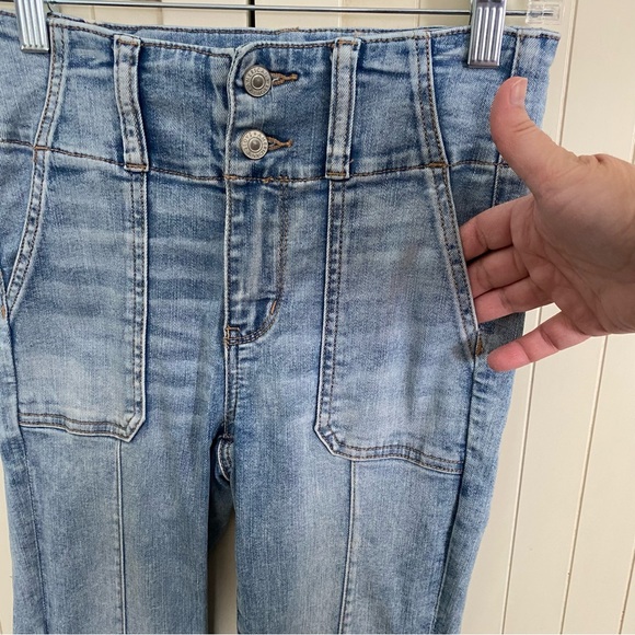 American Eagle Super Hi-Rise Jegging Medium Wash Next Level Stretch Size 0 - Picture 4 of 15